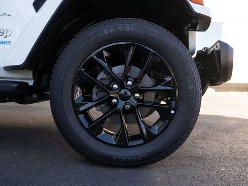 Used 2021 Jeep Wrangler Unlimited Sahara 4xe w/ Dual Top Group image 12