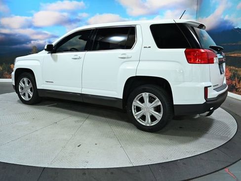 Used 2017 GMC Terrain SLE image 5