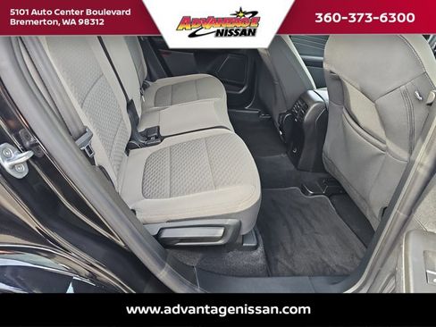 Used 2021 Ford Escape SE image 19