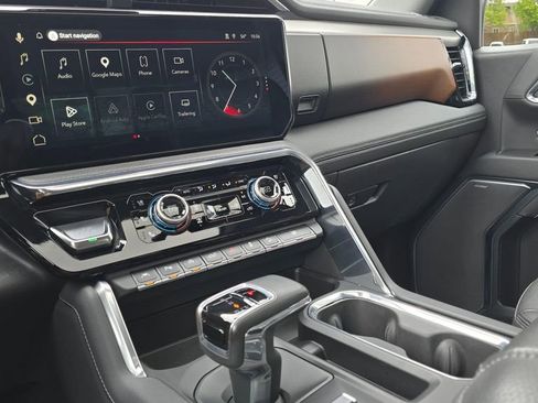 Used 2024 GMC Sierra 1500 Denali w/ Denali Reserve Package AWD/4WD image 34