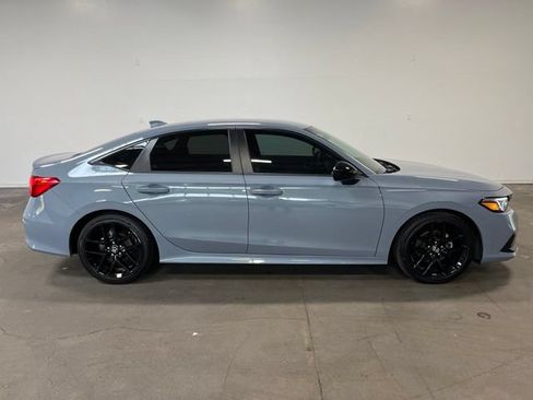 Used 2024 Honda Civic Sport image 2