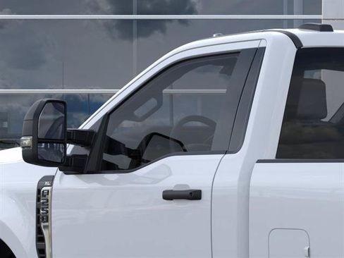New 2026 Ford F250 XL w/ XL Chrome Package AWD/4WD image 22