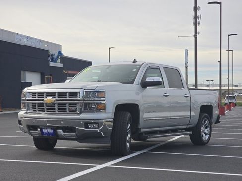 Used 2015 Chevrolet Silverado 1500 LTZ Z71 w/ LTZ Plus Package image 9