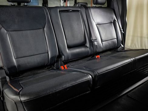 Used 2024 Ford F250 Lariat image 32