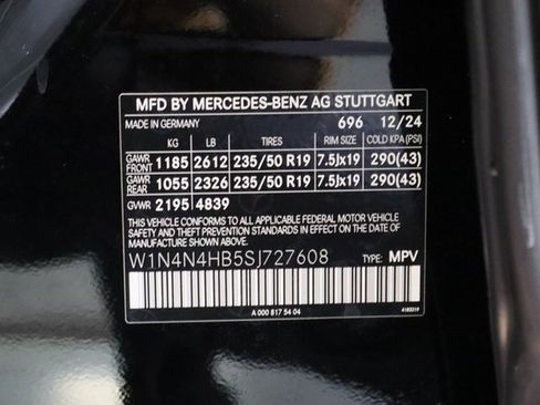 Certified 2025 Mercedes-Benz GLA 250 4MATIC image 28