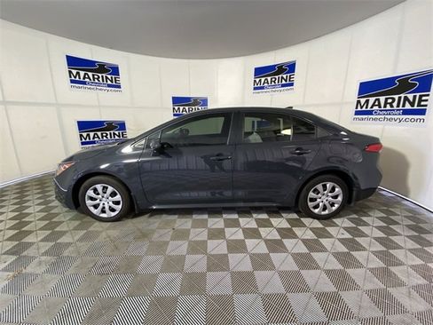 Used 2025 Toyota Corolla LE image 13