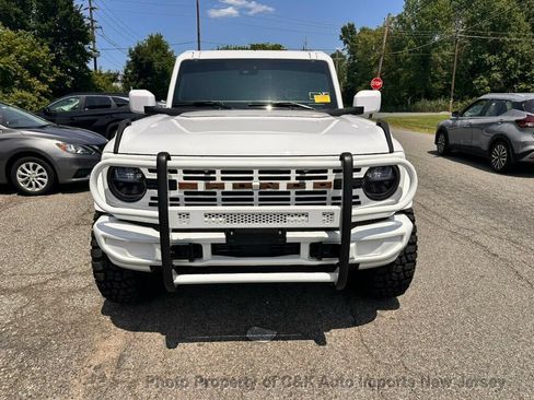 Used 2025 Ford Bronco 2-Door w/ Sasquatch Package AWD/4WD image 1