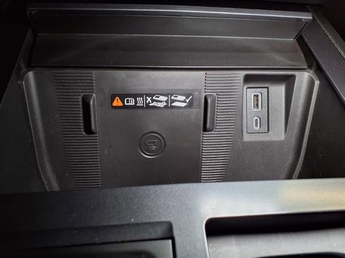 Used 2026 GMC Hummer EV SUV AWD/4WD image 23