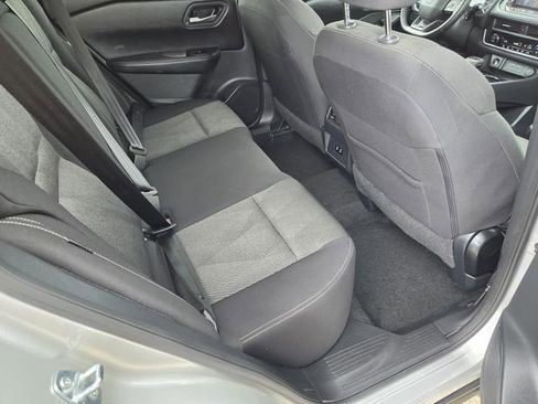 Used 2025 Nissan Rogue SV FWD image 23