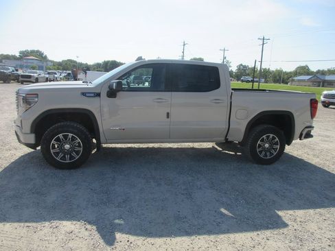 New 2026 GMC Sierra 1500 AT4 w/ AT4 Premium Package AWD/4WD image 9