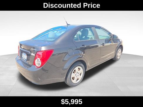 Used 2014 Chevrolet Sonic LS FWD image 3