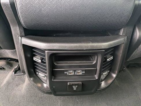 Used 2022 RAM 1500 Laramie w/ Trailer Tow Group AWD/4WD image 18