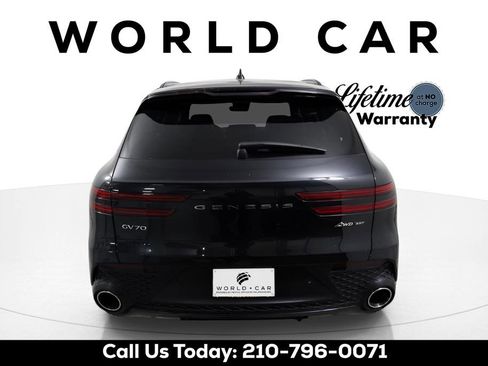 Used 2025 Genesis GV70 3.5T Sport image 6