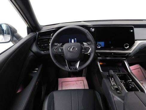 Used 2026 Lexus TX 500h AWD image 37