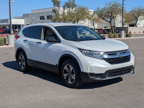 Used 2019 Honda CR-V LX image 7