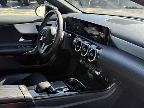 Used 2019 Mercedes-Benz A 220 4MATIC image 15