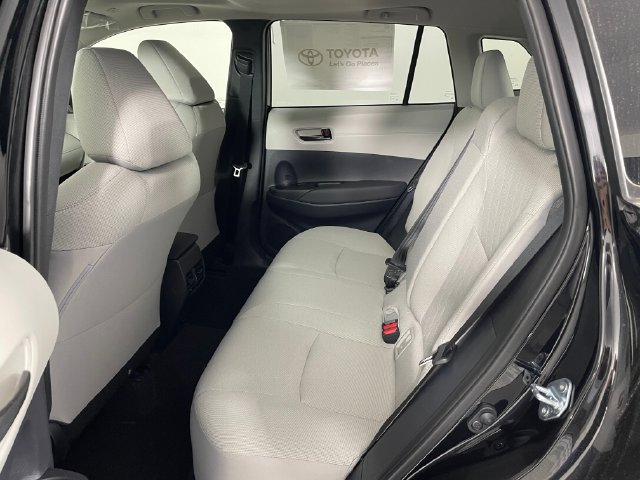 New 2026 Toyota Corolla Cross LE w/ Moonroof Package AWD/4WD image 6