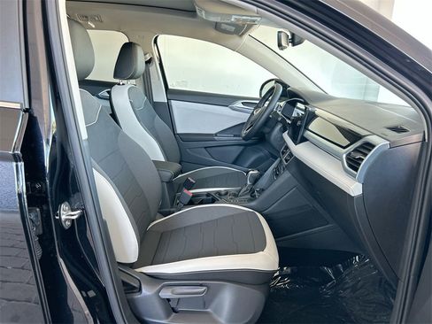 New 2026 Volkswagen Taos SE image 37