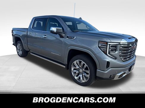 New 2026 GMC Sierra 1500 Denali w/ Denali Reserve Package AWD/4WD image 1