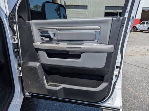 Used 2018 RAM 2500 Big Horn image 26