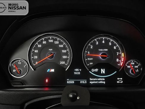 Used 2018 BMW M4 Coupe RWD image 9