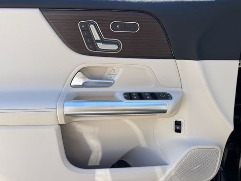New 2026 Mercedes-Benz GLA 250 image 12