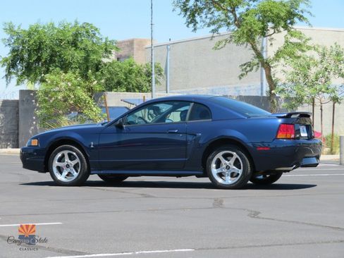 Used 2001 Ford Mustang Cobra RWD image 11