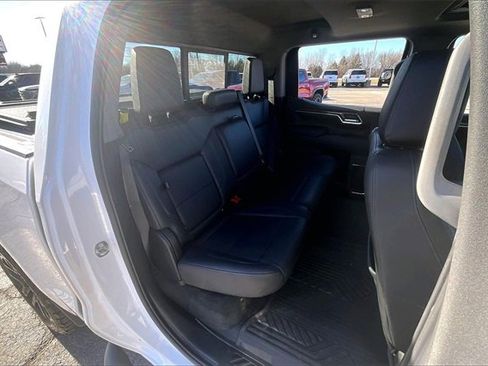 Used 2024 Chevrolet Silverado 1500 LT Trail Boss w/ LT Trail Boss Premium Package image 26