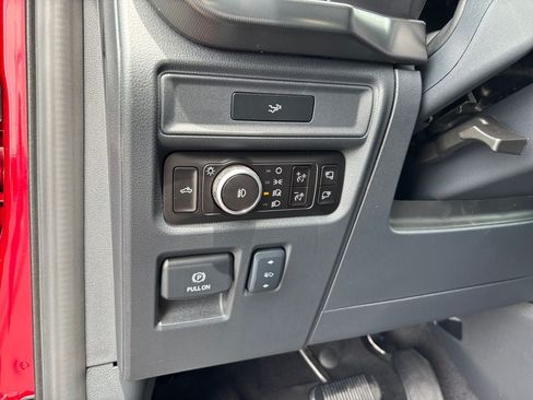 Used 2026 Ford F150 Lariat AWD/4WD image 19