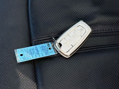 Used 2021 Ford Expedition Limited AWD/4WD image 77