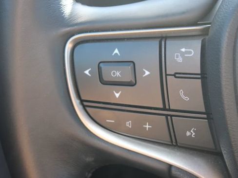 Certified 2025 Lexus UX 300h FWD image 18