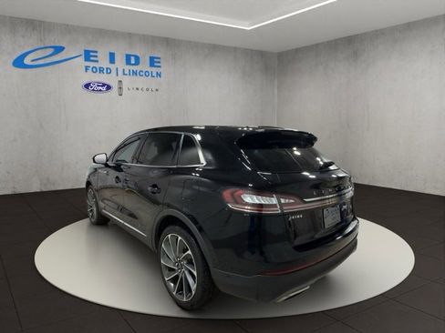 Used 2023 Lincoln Nautilus Reserve w/ Equipment Group 202A image 6