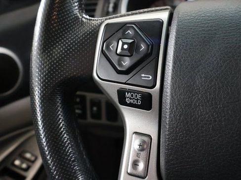 Used 2015 Toyota Tacoma PreRunner image 16