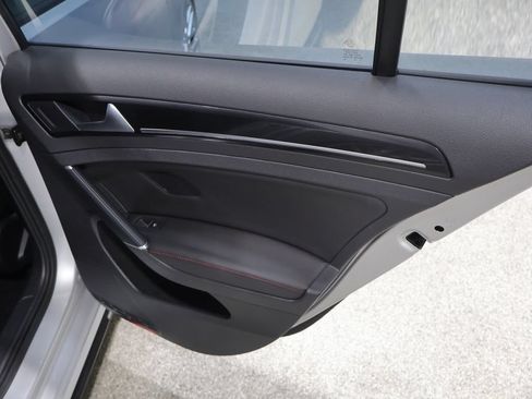 Used 2015 Volkswagen GTI Autobahn FWD image 28