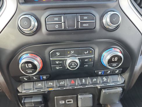 Certified 2022 GMC Sierra 1500 SLT w/ SLT Premium Plus Package image 21