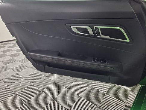Used 2018 Mercedes-Benz AMG GT R image 20