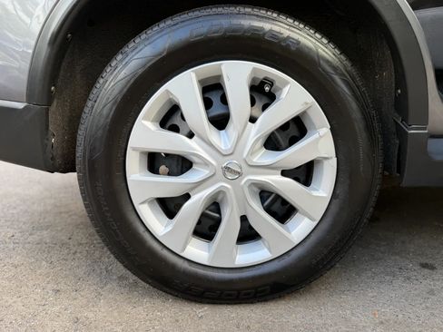 Used 2016 Nissan Rogue S AWD/4WD image 45