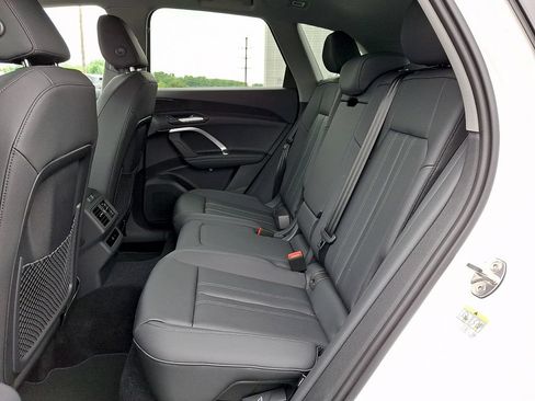 New 2026 Audi Q5 Premium AWD/4WD image 9