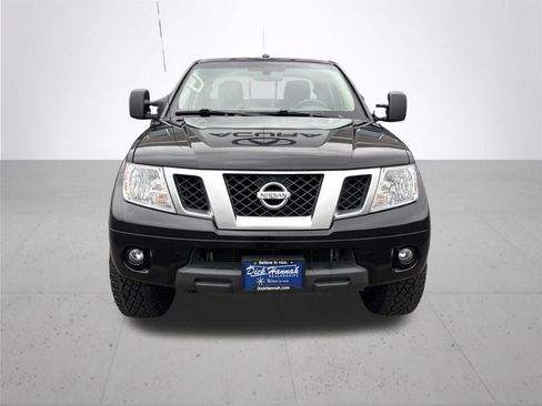 Used 2018 Nissan Frontier PRO-4X AWD/4WD image 2