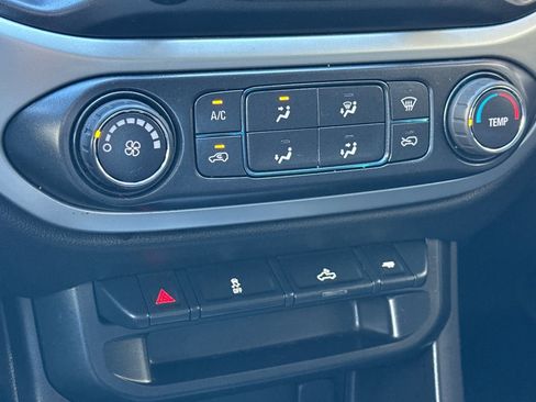 Certified 2022 Chevrolet Colorado LT image 26