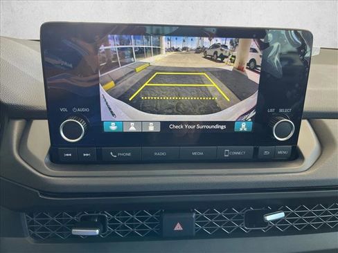 Used 2025 Honda Accord SE image 13