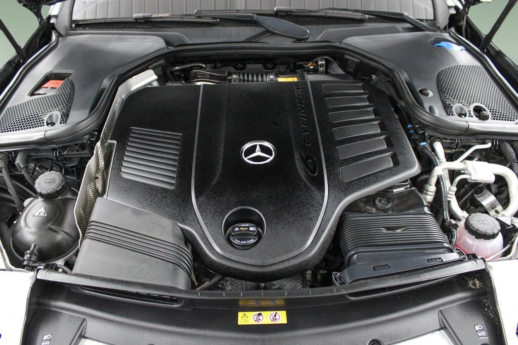 Used 2023 Mercedes-Benz E 450 4MATIC Sedan image 43