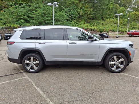 Certified 2021 Jeep Grand Cherokee L Limited w/ Trailer Tow Group (B) image 8