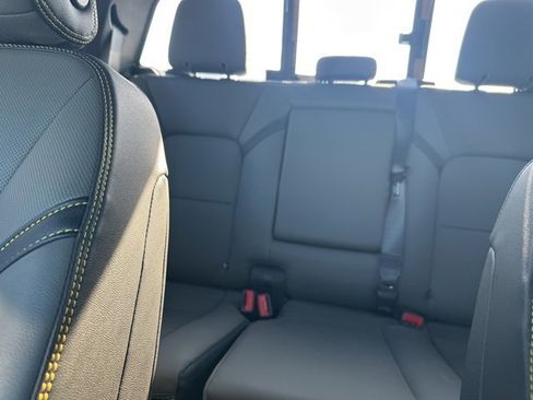 Used 2023 Chevrolet Colorado ZR2 w/ ZR2 Convenience Package III image 12