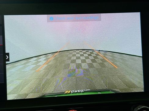 Used 2024 Porsche Macan image 19