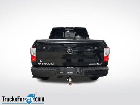 Used 2018 Nissan Titan PRO-4X image 14
