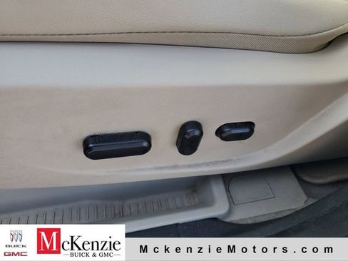 Used 2014 Ford C-MAX SEL w/ Equipment Group 301A FWD image 7