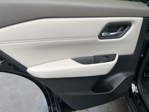 New 2026 Nissan Rogue SV AWD/4WD image 20