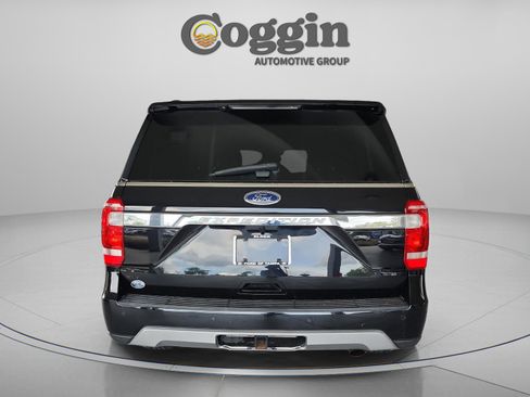 Certified 2021 Ford Expedition XLT image 4