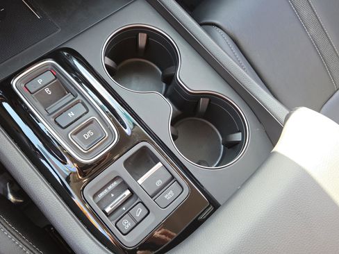 Used 2023 Honda Pilot EX-L image 30